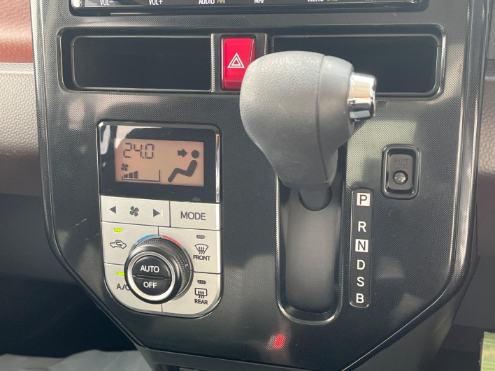 2018 Toyota Roomy DBA-M900A (UW-6a1e499a58087)[9]