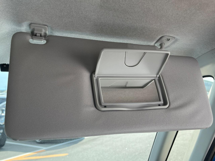 2018 Toyota Roomy DBA-M900A (UW-6a1e499a58087)[25]