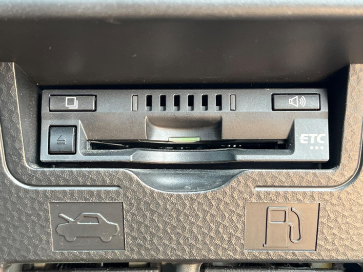 2018 Toyota Roomy DBA-M900A (UW-6a1e499a58087)[26]