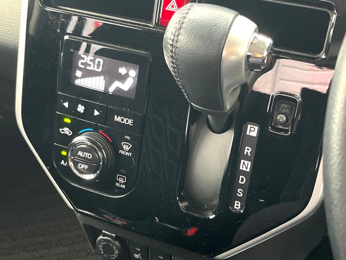 2019 Toyota TANK DBA-M900A (UW-6a1e499be7b66)[27]