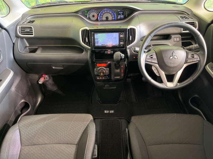 2019 Mitsubishi Delica D:2 DAA-MB36S (UW-6a1e49ad1dd9b)[28]