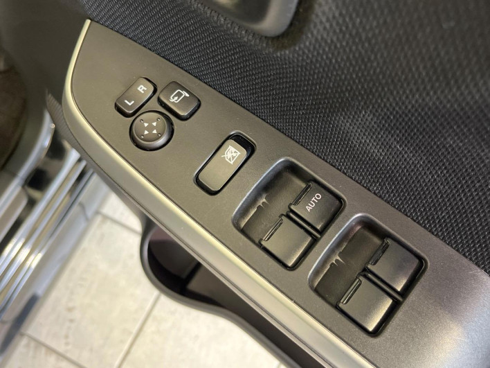 2019 Mitsubishi Delica D:2 DAA-MB36S (UW-6a1e49ad1dd9b)[29]