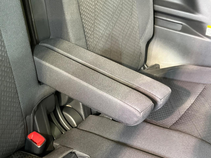 2019 Mitsubishi Delica D:2 DAA-MB36S (UW-6a1e49ad1dd9b)[26]
