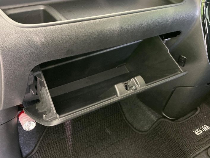 2019 Mitsubishi Delica D:2 DAA-MB36S (UW-6a1e49ad1dd9b)[13]