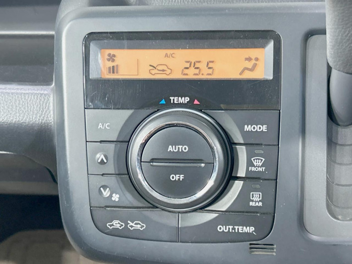 2011 Nissan Moco DBA-MG33S (UW-6a1e49af1825e)[27]