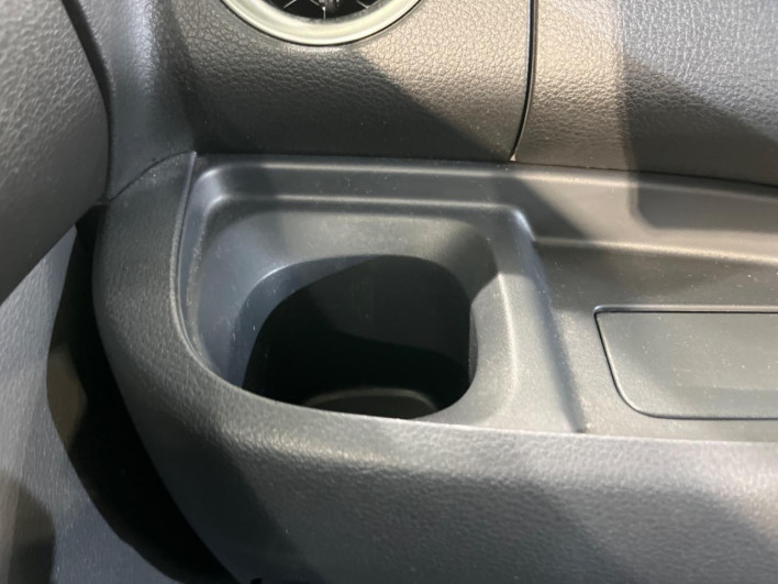 2013 Suzuki Spacia Custom DBA-MK32S (UW-6a1e49b801a2c)[28]