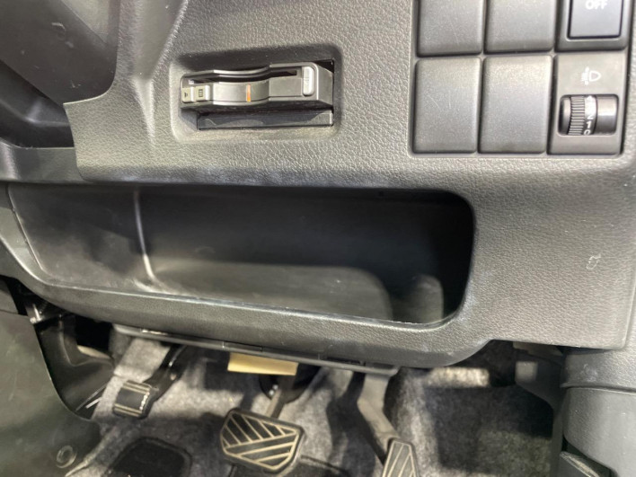 2017 Suzuki Spacia DAA-MK42S (UW-6a1e49ba01fa4)[21]