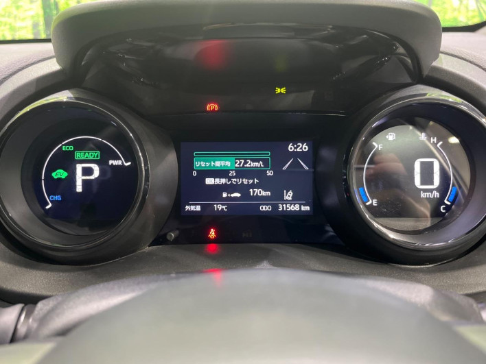 2021 Toyota Yaris 6AA-MXPH10 (UW-6a1e49e4113bc)[28]