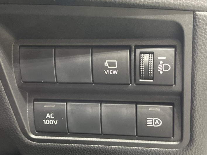 2021 Toyota Yaris 6AA-MXPH10 (UW-6a1e49e4113bc)[17]