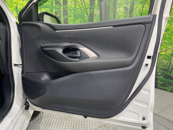 2021 Toyota Yaris 6AA-MXPH10 (UW-6a1e49e4113bc)[15]