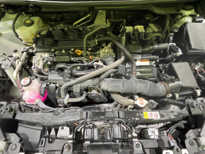 2021 Toyota Yaris 6AA-MXPH10 (UW-6a1e49e4113bc)[5]