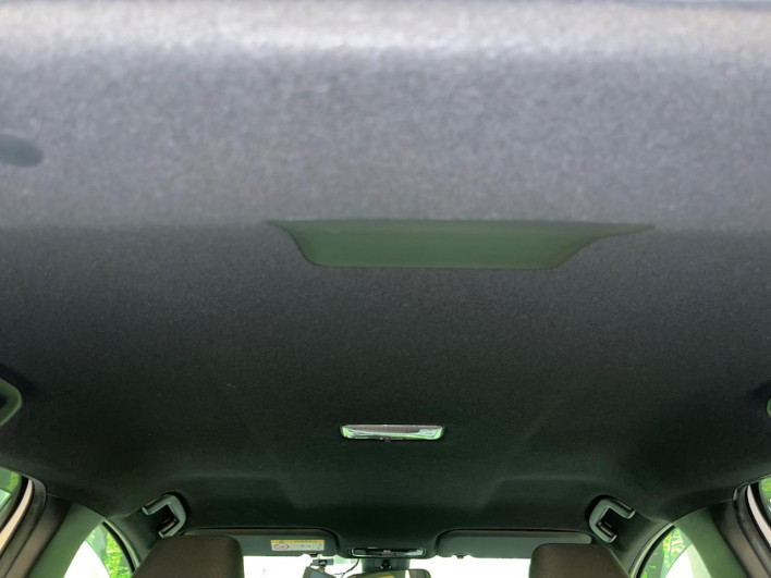 2021 Toyota Yaris 6AA-MXPH10 (UW-6a1e49e4113bc)[6]