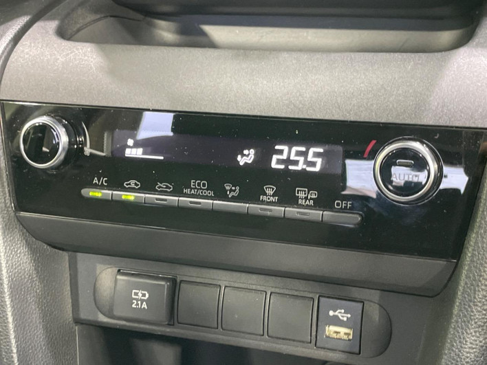 2022 Toyota Yaris Cross 6AA-MXPJ10 (UW-6a1e49e89b496)[26]