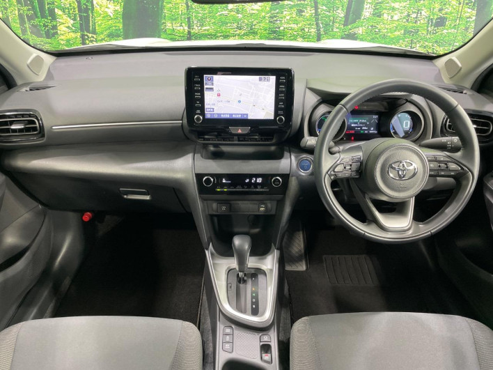 2022 Toyota Yaris Cross 6AA-MXPJ10 (UW-6a1e49e89b496)[14]