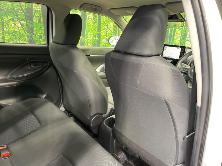 2022 Toyota Yaris Cross 6AA-MXPJ10 (UW-6a1e49e89b496)[12]