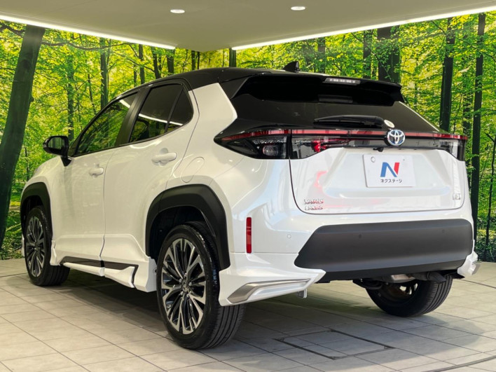 2022 Toyota Yaris Cross 6AA-MXPJ10 (UW-6a1e49e89d731)[12]