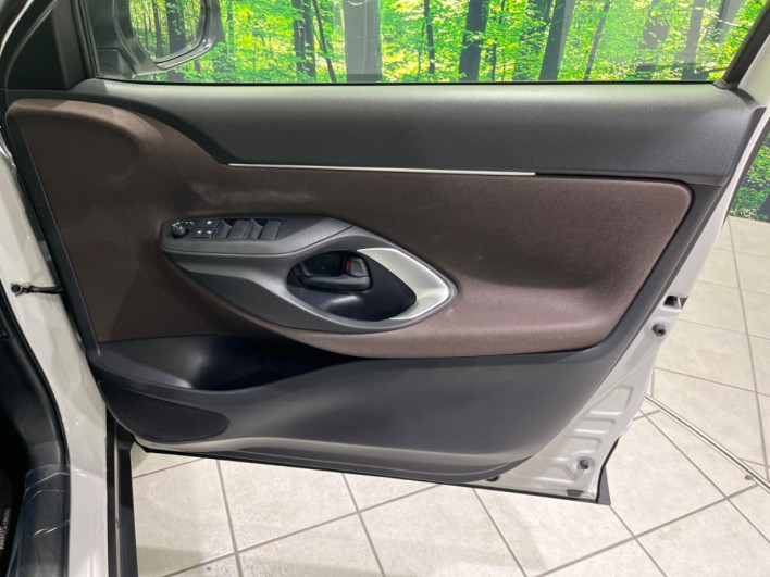 2022 Toyota Yaris Cross 6AA-MXPJ10 (UW-6a1e49e8c4d48)[25]