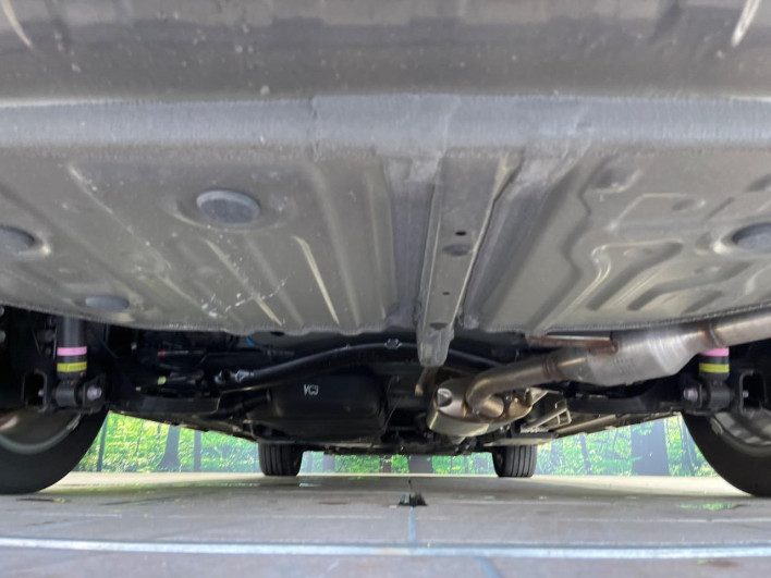 2022 Toyota Voxy 6BA-MZRA90W (UW-6a1e4a0305cf5)[7]