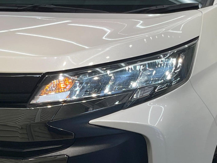 2023 Toyota Noah 6BA-MZRA90W (UW-6a1e4a052fec2)[8]