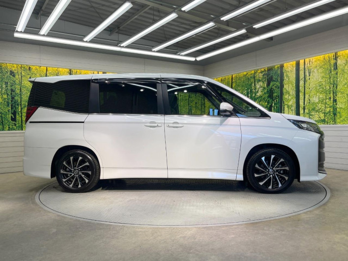 2023 Toyota Noah 6BA-MZRA90W (UW-6a1e4a052fec2)[22]