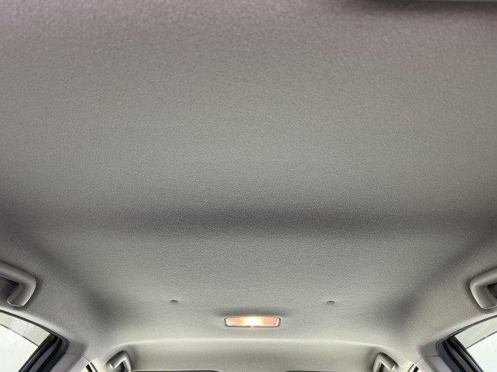 2018 Toyota Aqua DAA-NHP10 (UW-6a1e4a0d43749)[24]