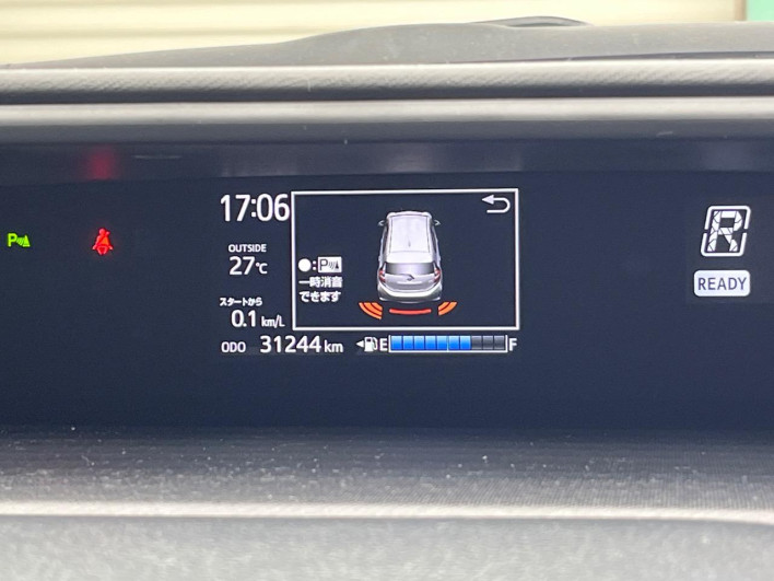 2018 Toyota Aqua DAA-NHP10 (UW-6a1e4a0d43749)[18]
