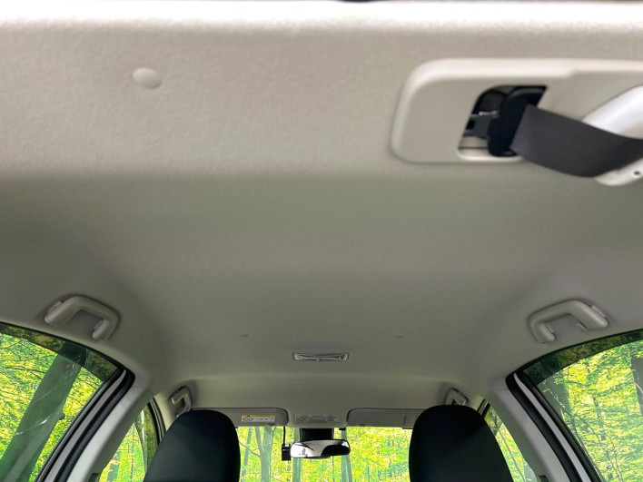 2018 Toyota Aqua DAA-NHP10 (UW-6a1e4a0d4ac49)[26]