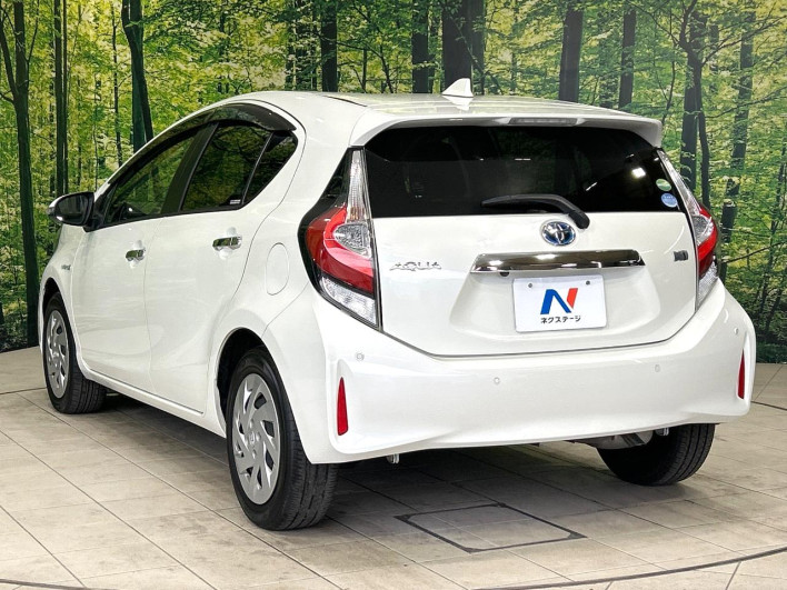 2018 Toyota Aqua DAA-NHP10 (UW-6a1e4a0d4ac49)[6]