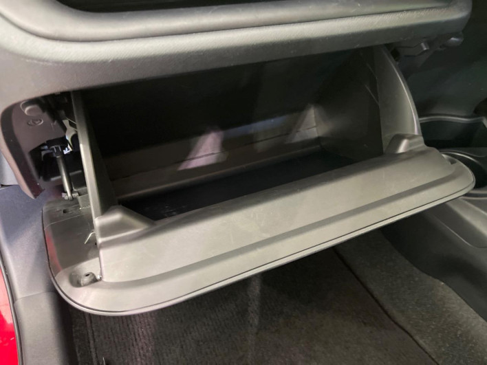2019 Toyota Aqua DAA-NHP10 (UW-6a1e4a0de83e0)[14]
