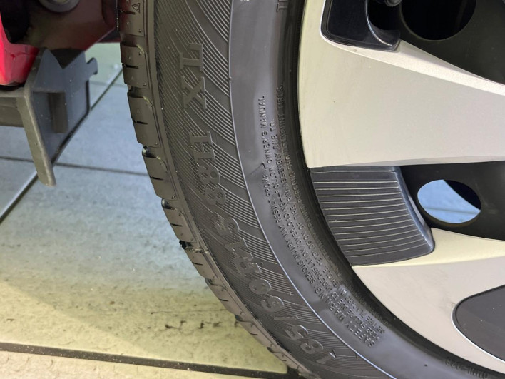 2019 Toyota Aqua DAA-NHP10 (UW-6a1e4a0de83e0)[7]