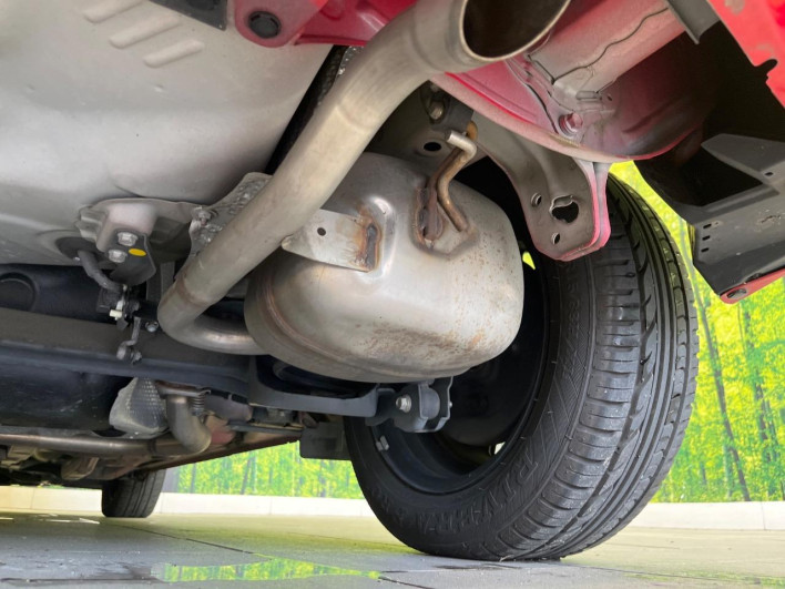 2019 Toyota Aqua DAA-NHP10 (UW-6a1e4a0de83e0)[16]