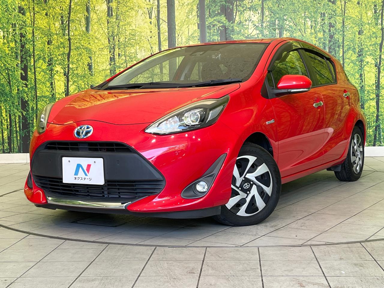 2019 Toyota Aqua DAA-NHP10