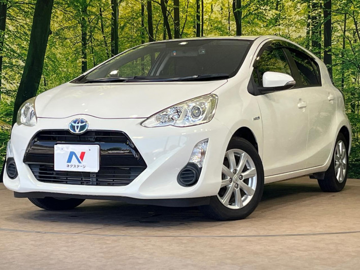 2015 Toyota Aqua DAA-NHP10 (UW-6a1e4a10936f3)[0]