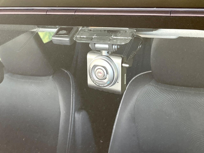2017 Toyota Vitz DAA-NHP130 (UW-6a1e4a14a7e92)[20]