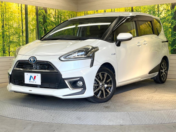 2017 Toyota Sienta DAA-NHP170G (UW-6a1e4a15e56bc)[0]