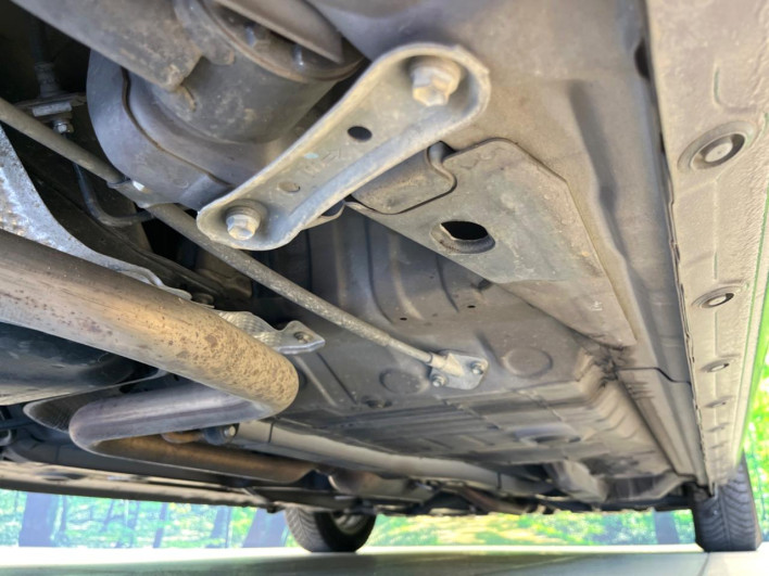 2015 Toyota Spade DBA-NSP141 (UW-6a1e4a186fd41)[26]
