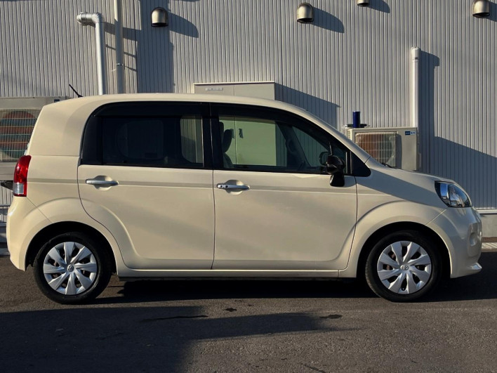 2016 Toyota Porte DBA-NSP141 (UW-6a1e4a18a4285)[20]