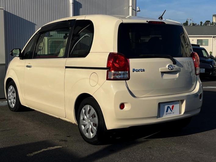 2016 Toyota Porte DBA-NSP141 (UW-6a1e4a18a4285)[24]