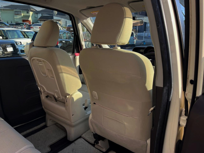 2016 Toyota Porte DBA-NSP141 (UW-6a1e4a18a4285)[18]
