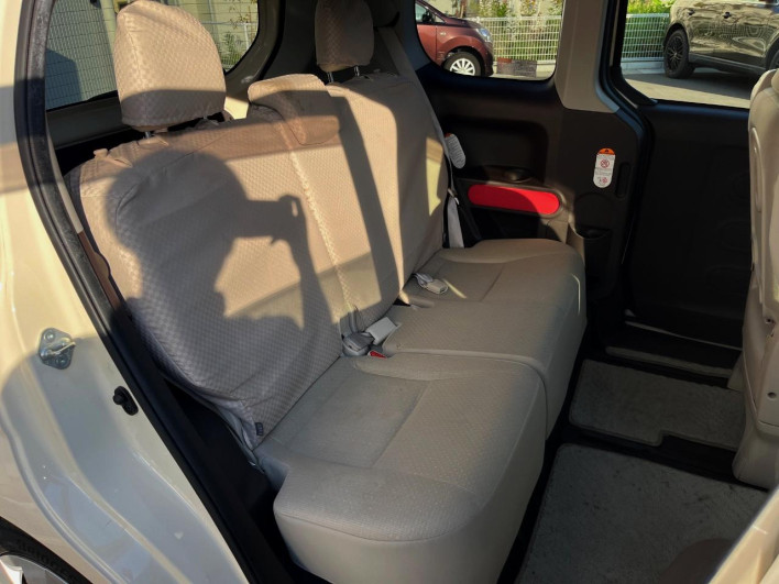 2016 Toyota Porte DBA-NSP141 (UW-6a1e4a18a4285)[17]