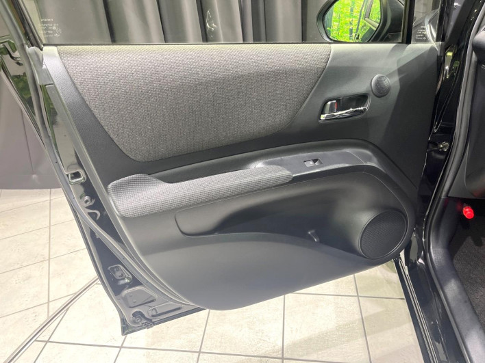 2019 Toyota Sienta DBA-NSP170G (UW-6a1e4a1b33688)[29]