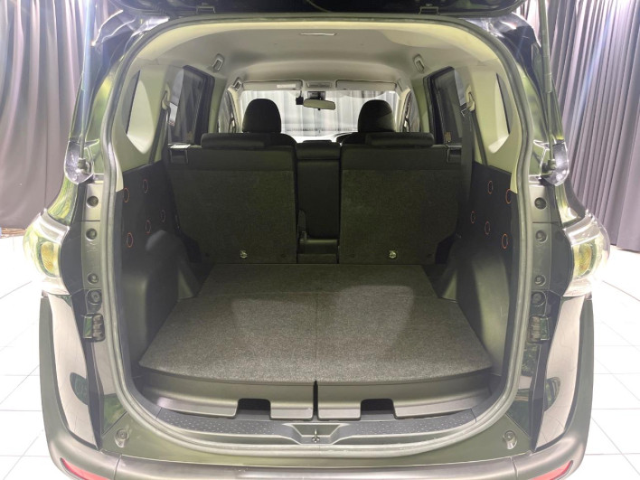 2019 Toyota Sienta DBA-NSP170G (UW-6a1e4a1b33688)[21]