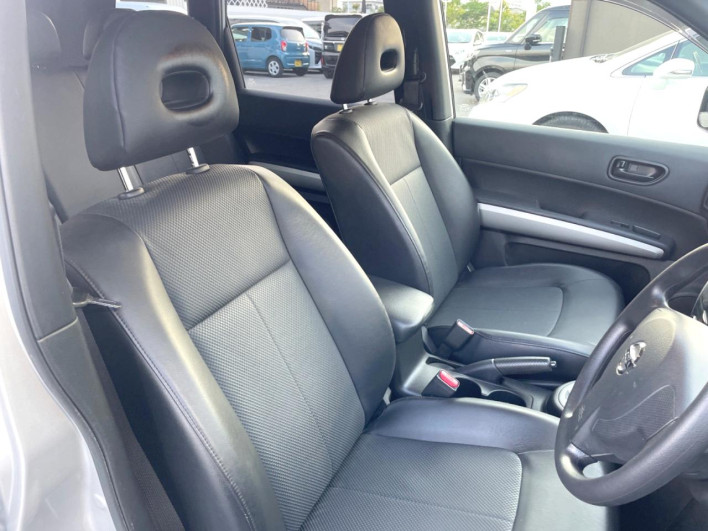 2013 Nissan X-Trail DBA-NT31 (UW-6a1e4a1d2fd39)[25]