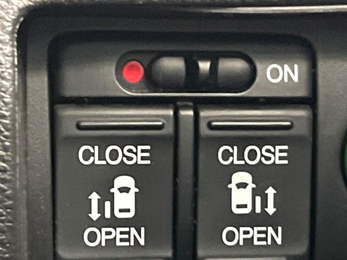 2016 Honda Odyssey DBA-RC1 (UW-6a1e4a23b52ec)[7]