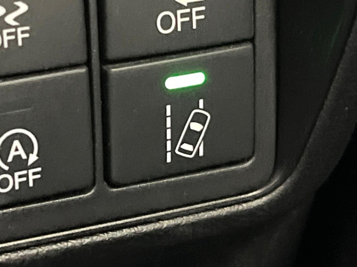 2016 Honda Odyssey DBA-RC1 (UW-6a1e4a23b52ec)[10]