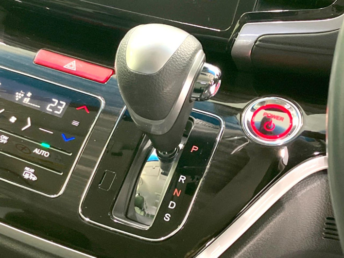 2019 Honda Odyssey Hybrid 6AA-RC4 (UW-6a1e4a25a891e)[28]
