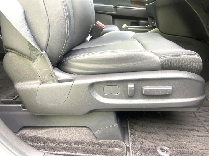 2020 Honda Odyssey Hybrid 6AA-RC4 (UW-6a1e4a25ba8ac)[21]