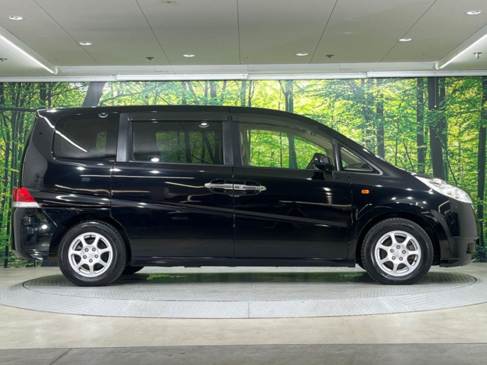 2007 Honda Step Wagon DBA-RG1 (UW-6a1e4a266c784)[13]