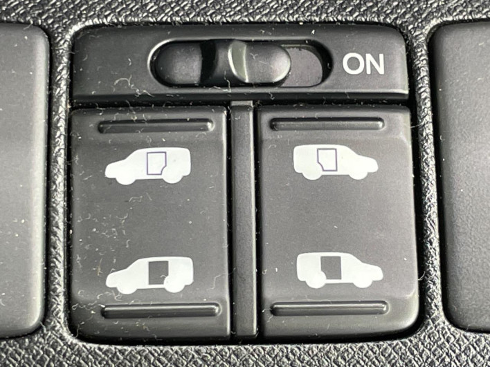 2012 Honda Stepwgn Spada DBA-RK5 (UW-6a1e4a26c76a8)[22]