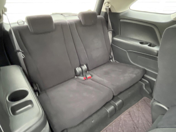 2007 Honda Stream DBA-RN6 (UW-6a1e4a2813bdf)[17]